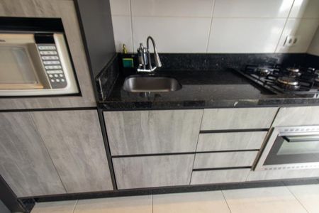 Apartamento para alugar com 59m², 2 quartos e 2 vagas Apartamento para alugar com 59m², 2 quartos e 2 vagasCozinha