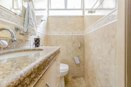 Banheiro 1 de apartamento à venda com 3 quartos, 140m² em Serra, Belo Horizonte