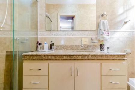 Banheiro 1 de apartamento à venda com 3 quartos, 140m² em Serra, Belo Horizonte