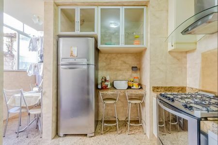 Cozinha de apartamento à venda com 3 quartos, 140m² em Serra, Belo Horizonte