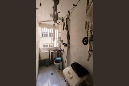 Apartamento à venda com 48m², 2 quartos e 1 vaga Apartamento à venda com 48m², 2 quartos e 1 vagaÁrea de Serviço