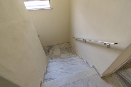 Apartamento para alugar com 85m², 2 quartos e 1 vagaÁrea comum - Escadas