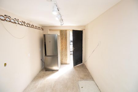 Hall de entrada de casa para alugar com 1 quarto, 55m² em Recreio dos Bandeirantes, Rio de Janeiro