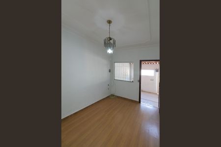 Casa para alugar com 110m², 3 quartos e 2 vagasSala 