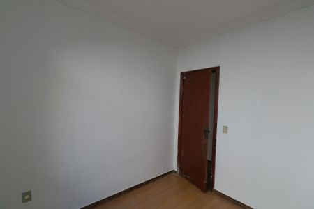 Casa para alugar com 110m², 3 quartos e 2 vagasQuarto 1