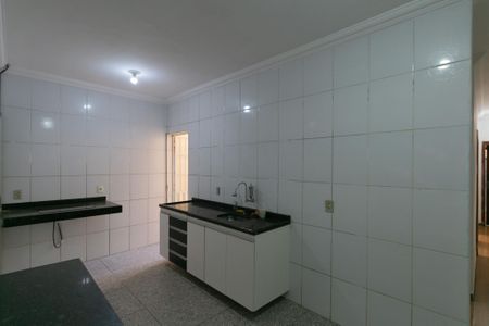 Casa para alugar com 110m², 3 quartos e 2 vagasCozinha