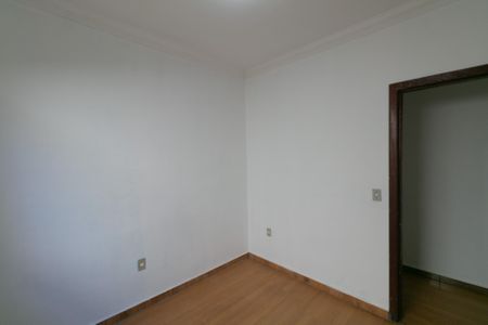 Casa para alugar com 110m², 3 quartos e 2 vagasQuarto 2