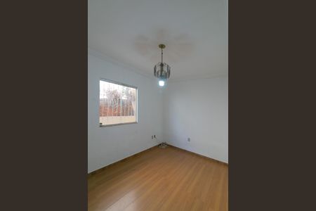 Casa para alugar com 110m², 3 quartos e 2 vagasSuíte