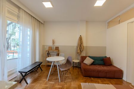 Sala de apartamento para alugar com 1 quarto, 35m² em Consolação, São Paulo