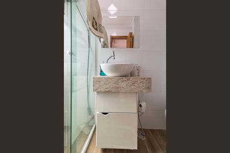 Casa à venda com 69m², 2 quartos e 1 vaga Casa à venda com 69m², 2 quartos e 1 vagaBanheiro da Suíte 2