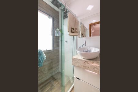 Casa à venda com 69m², 2 quartos e 1 vaga Casa à venda com 69m², 2 quartos e 1 vagaBanheiro da Suíte 2