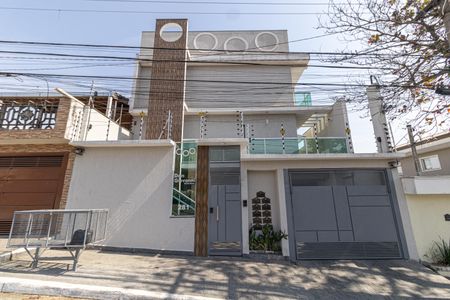 Casa à venda com 69m², 2 quartos e 1 vaga Casa à venda com 69m², 2 quartos e 1 vagaFachada