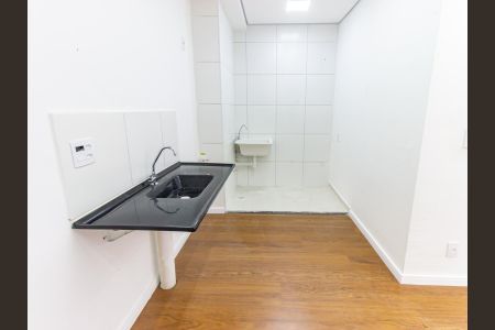 Apartamento para alugar com 34m², 2 quartos e sem vagaCozinha e Área de Serviço