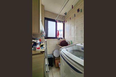 Apartamento à venda com 60m², 2 quartos e 1 vagaÁrea de Serviço 