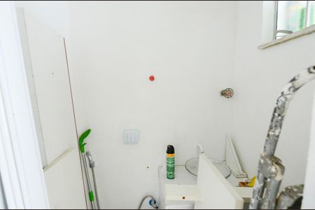 Apartamento à venda com 65m², 2 quartos e sem vagaBanheiro de Serviço