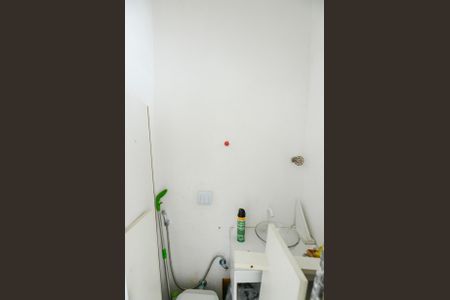 Apartamento à venda com 65m², 2 quartos e sem vagaBanheiro de Serviço