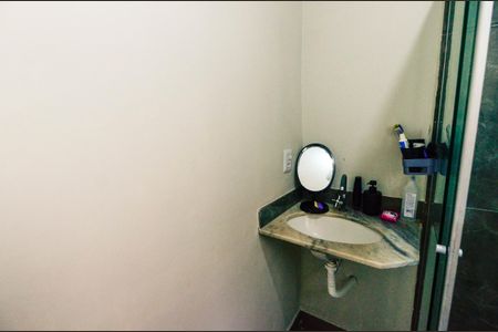 Apartamento à venda com 65m², 2 quartos e sem vagaBanheiro Social