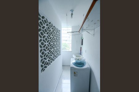 Apartamento à venda com 65m², 2 quartos e sem vagaÁrea de Serviço