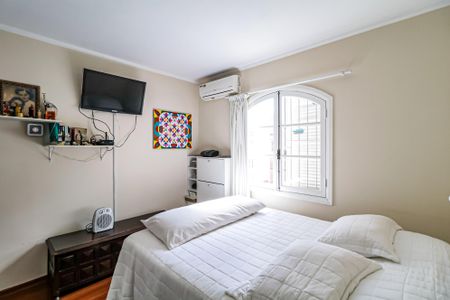 Casa à venda com 135m², 3 quartos e 1 vaga Casa à venda com 135m², 3 quartos e 1 vagaQuarto 01