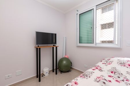Apartamento à venda com 84m², 3 quartos e 2 vagas Apartamento à venda com 84m², 3 quartos e 2 vagasQuarto 2