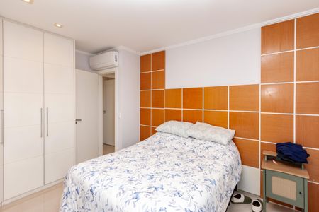 Apartamento à venda com 84m², 3 quartos e 2 vagas Apartamento à venda com 84m², 3 quartos e 2 vagasSuíte