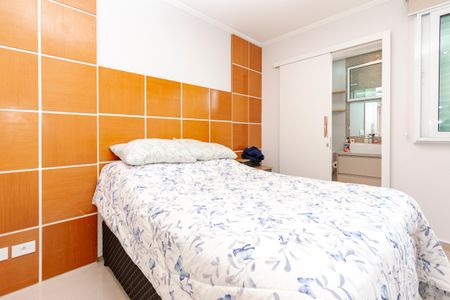 Apartamento à venda com 84m², 3 quartos e 2 vagas Apartamento à venda com 84m², 3 quartos e 2 vagasSuíte