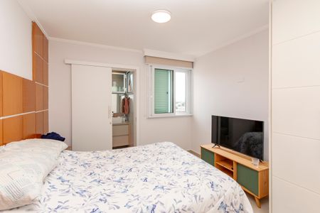 Apartamento à venda com 84m², 3 quartos e 2 vagas Apartamento à venda com 84m², 3 quartos e 2 vagasSuíte