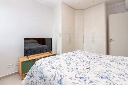Apartamento à venda com 84m², 3 quartos e 2 vagas Apartamento à venda com 84m², 3 quartos e 2 vagasSuíte