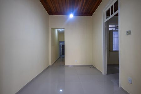 Casa para alugar com 92m², 4 quartos e sem vaga Casa para alugar com 92m², 4 quartos e sem vagaSala
