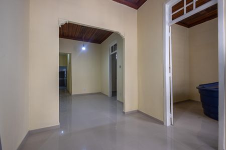 Casa para alugar com 92m², 4 quartos e sem vaga Casa para alugar com 92m², 4 quartos e sem vagaSala