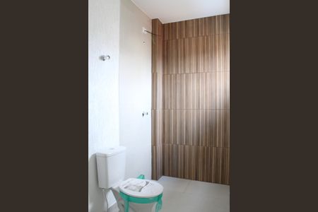 Banheiro de kitnet/studio para alugar com 1 quarto, 25m² em Vila Regente Feijó, São Paulo