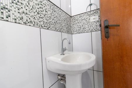 Apartamento para alugar com 27m², 1 quarto e sem vaga Apartamento para alugar com 27m², 1 quarto e sem vagaBanheiro Social