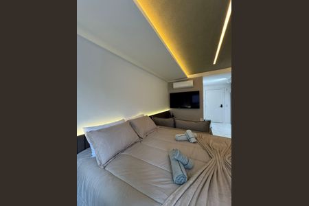 Quarto  de apartamento à venda com 1 quarto, 30m² em Auxiliadora, Porto Alegre