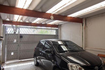 Garagem de casa à venda com 2 quartos, 149m² em Vila Cordeiro, São Paulo