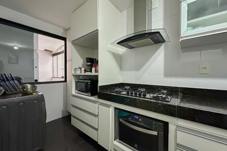 Apartamento à venda com 80m², 2 quartos e 2 vagasCozinha