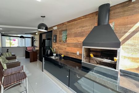 Varanda de apartamento à venda com 2 quartos, 80m² em Castelo, Belo Horizonte