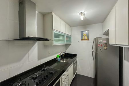 Apartamento à venda com 80m², 2 quartos e 2 vagasCozinha