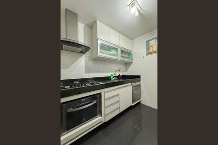 Apartamento à venda com 80m², 2 quartos e 2 vagasCozinha