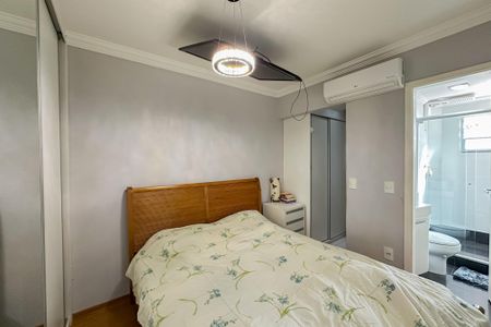 Apartamento à venda com 80m², 2 quartos e 2 vagasSuíte