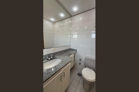 Apartamento à venda com 63m², 2 quartos e 1 vaga Apartamento à venda com 63m², 2 quartos e 1 vagaBanheiro da Suíte