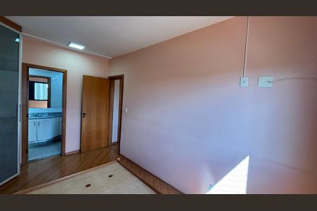 Apartamento à venda com 63m², 2 quartos e 1 vaga Apartamento à venda com 63m², 2 quartos e 1 vagaSuíte
