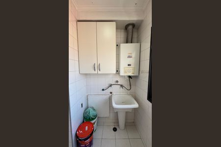 Apartamento à venda com 63m², 2 quartos e 1 vaga Apartamento à venda com 63m², 2 quartos e 1 vagaÁrea de Serviço