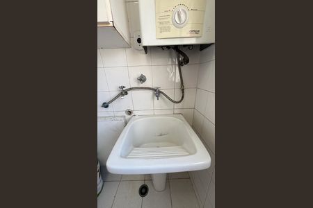 Apartamento à venda com 63m², 2 quartos e 1 vaga Apartamento à venda com 63m², 2 quartos e 1 vagaÁrea de Serviço