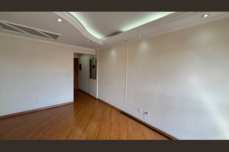 Apartamento à venda com 63m², 2 quartos e 1 vaga Apartamento à venda com 63m², 2 quartos e 1 vagaSala