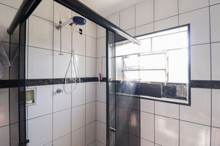 Casa para alugar com 186m², 3 quartos e 2 vagasBanheiro 1