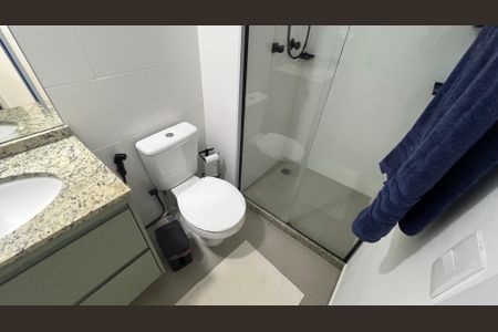 Apartamento à venda com 61m², 2 quartos e 1 vaga Apartamento à venda com 61m², 2 quartos e 1 vagaBanheiro