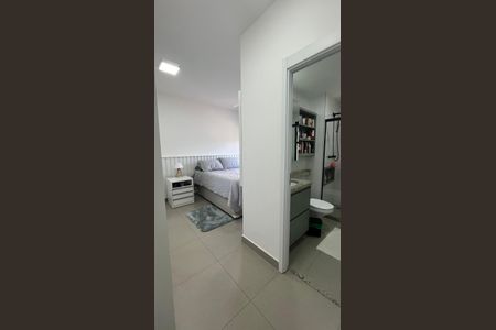 Apartamento à venda com 61m², 2 quartos e 1 vaga Apartamento à venda com 61m², 2 quartos e 1 vagaBanheiro Suíte