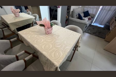 Apartamento à venda com 61m², 2 quartos e 1 vaga Apartamento à venda com 61m², 2 quartos e 1 vagaSala de Jantar