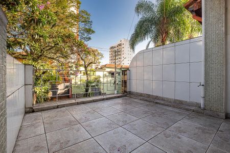 Casa à venda com 284m², 3 quartos e 1 vaga Casa à venda com 284m², 3 quartos e 1 vagaQuintal