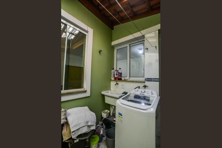 Apartamento à venda com 64m², 2 quartos e 1 vaga Apartamento à venda com 64m², 2 quartos e 1 vagaÁrea de Serviço